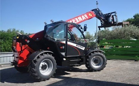 Навантажувач телескопічний Faresin FH 930