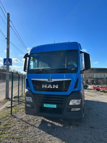 Тягач MAN TGX (2017)