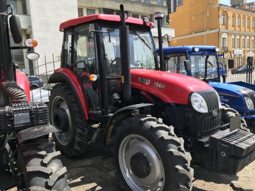 Трактор YTO X804