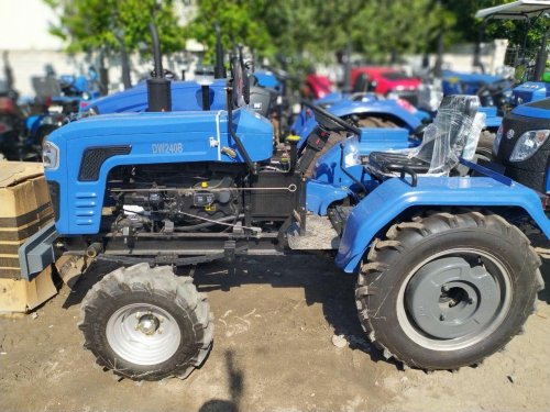 Минитрактор DW 240 B