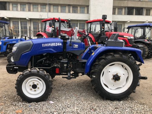 Мінітрактор LOVOL ТE 244 EUROPARD