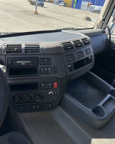 Тягач DAF CF 460 FT (2015)