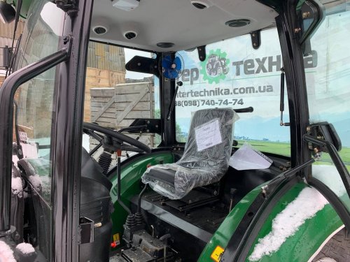 Мінітрактор KENTAVR 404 SC пластикове оздоблення кабіни