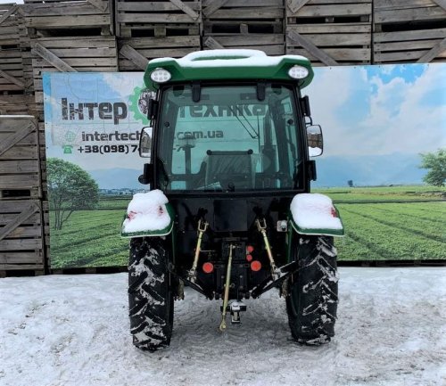 Мінітрактор KENTAVR 404 SC пластикове оздоблення кабіни