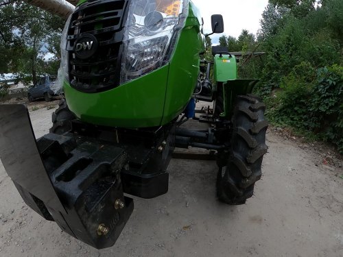 Мінітрактор DW 244 AHT