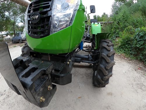 Мінітрактор DW 244 AHT